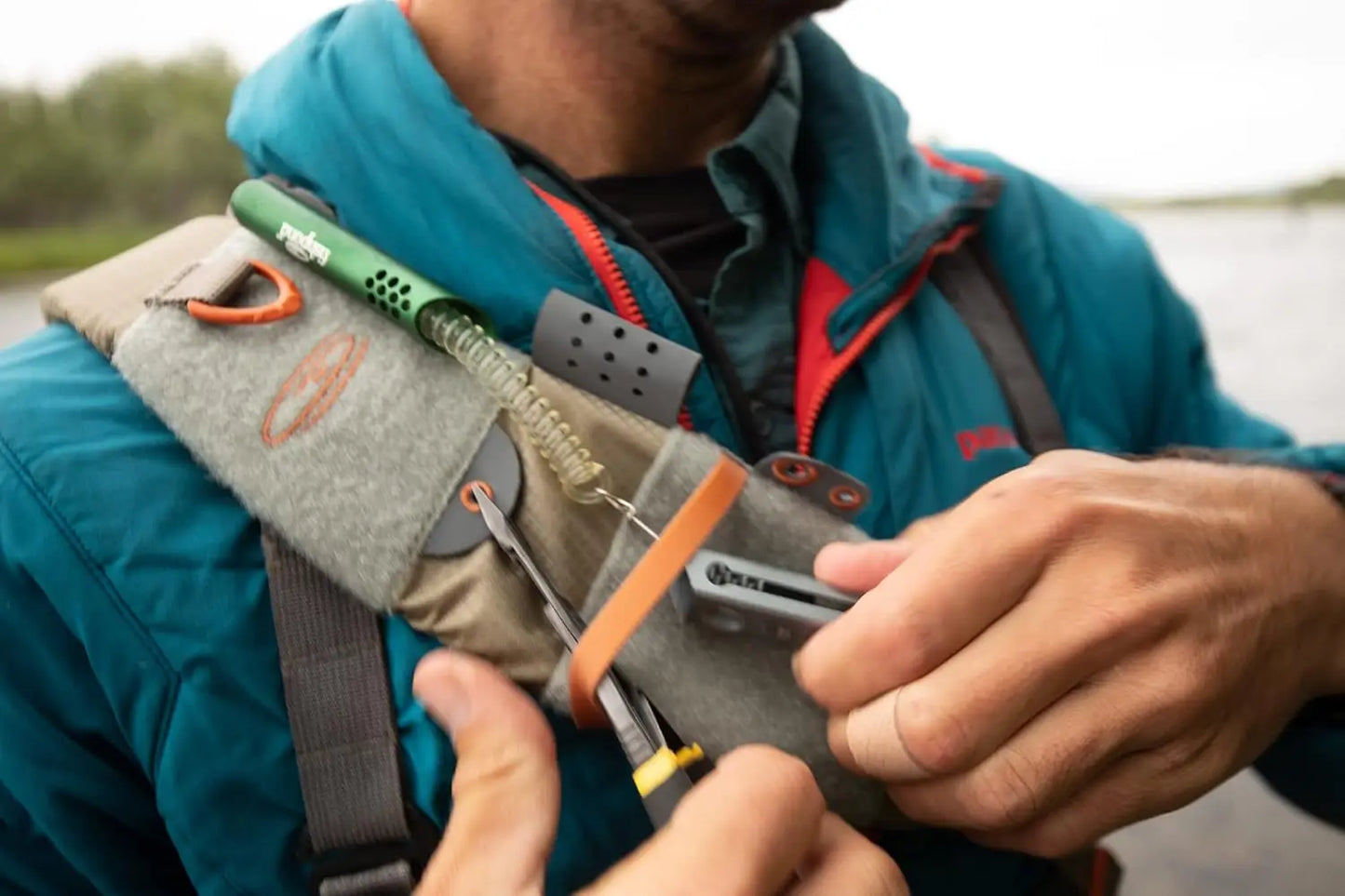 Hign Concerned Summit Fly Fishing Sling Pack Hypalon