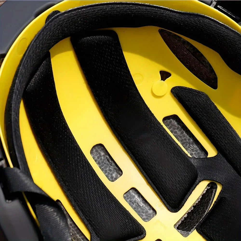 MIPS Ultra Lightweight Integrated Molding Cycling Helmet